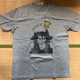 ユニクロ(UNIQLO)の【ユニクロ】値下げ！！ UT　ONE PIECE【新品未着用】(Tシャツ/カットソー(半袖/袖なし))