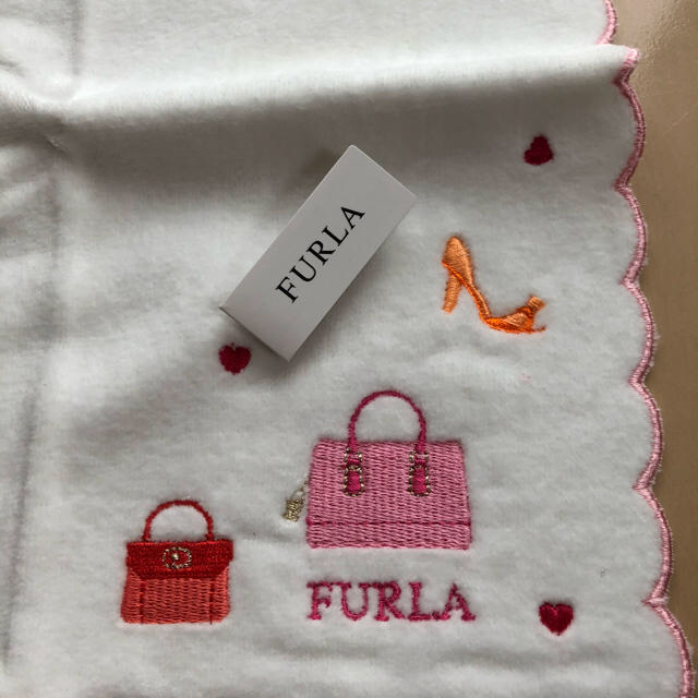 Furla(フルラ)のFURLA ハンドタオル　新品 レディースのファッション小物(ハンカチ)の商品写真