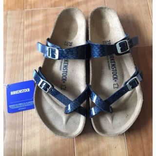 ビルケンシュトック(BIRKENSTOCK)のえっさん様　新品 ビルケンシュトック サンダル スネーク マヤリ 39 ブラック(サンダル)