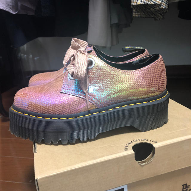 Dr.Martens(ドクターマーチン)のドクターマーチン  QUAD RETRO HOLLY 2 EYE SHOE   レディースの靴/シューズ(ローファー/革靴)の商品写真