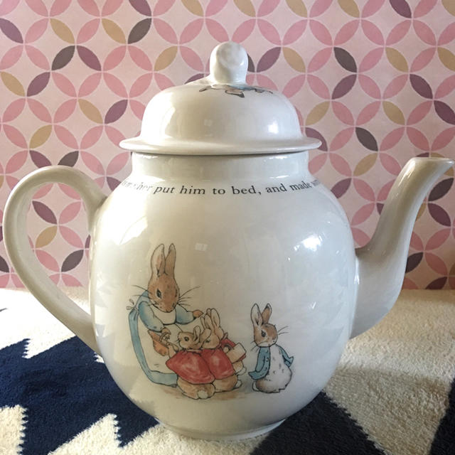 新品未使用　ピーターラビット ティーポット wedgwood