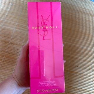 イヴサンローランボーテ(Yves Saint Laurent Beaute)のサンローラン　ボディクリーム(ボディローション/ミルク)