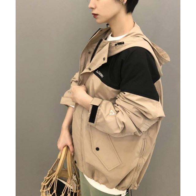 人気正規品 【新品未使用】ADAM ET ROPE' GERRYマウンテンパーカー