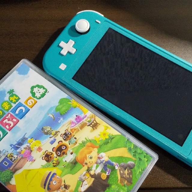 Nintendo Switch lite本体 + どうぶつの森ソフト