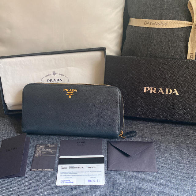 PRADA(プラダ)のPRADA 長財布 レディースのファッション小物(財布)の商品写真