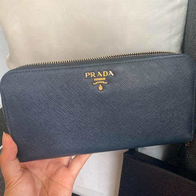 PRADA(プラダ)のPRADA 長財布 レディースのファッション小物(財布)の商品写真