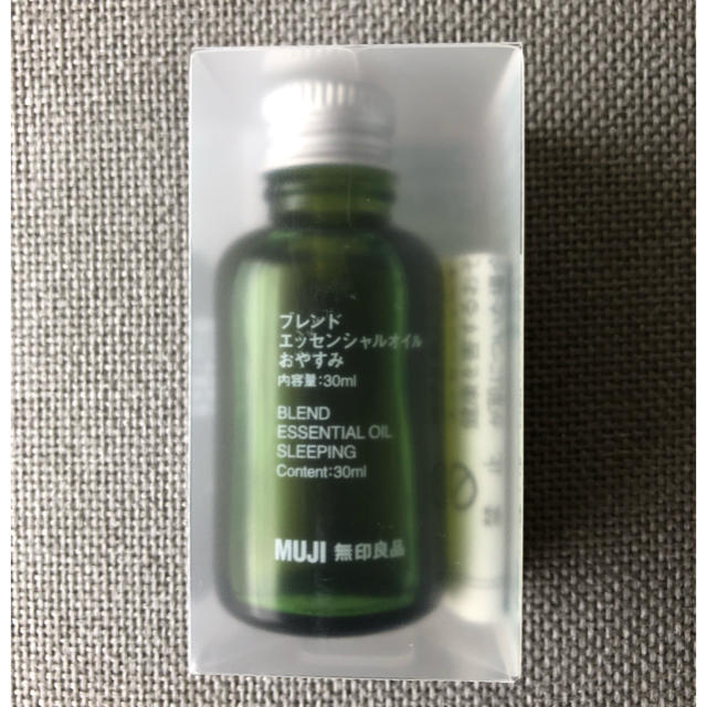 MUJI (無印良品)(ムジルシリョウヒン)の無印良品　ブレンドエッセンシャルオイル　おやすみ　30ml コスメ/美容のリラクゼーション(アロマオイル)の商品写真