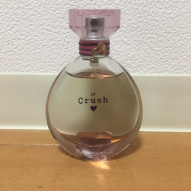 American Eagle(アメリカンイーグル)のエーイークラッシュ　オードトワレ　AE crush 香水　女性用　レディース コスメ/美容の香水(香水(女性用))の商品写真