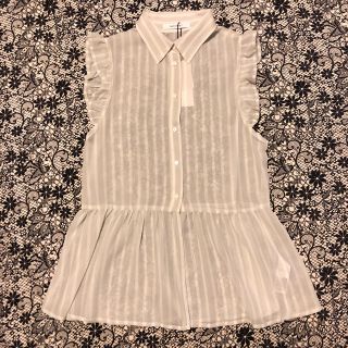 マウジー(moussy)のマウジー★未使用タグ付きブラウス(シャツ/ブラウス(半袖/袖なし))