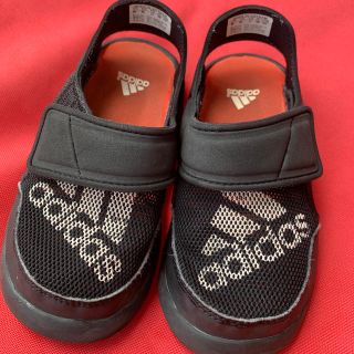 アディダス(adidas)のまたまたお値下げしました！adidasサンダル１６cm(サンダル)