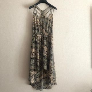 ビーシービージーマックスアズリア(BCBGMAXAZRIA)のBCBG 後ろ姿もとっても可愛い！テールドレス(ロングワンピース/マキシワンピース)