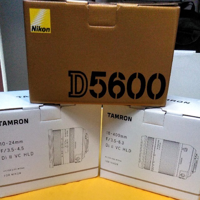 上品 Nikon ニコン：D5600+タムロン18-400㎜+タムロン10-24㎜3点セット - デジタル一眼