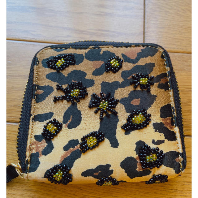 BEAUTY&YOUTH UNITED ARROWS(ビューティアンドユースユナイテッドアローズ)の新品　Soareak セレクトショップ　刺繍　レオパード　カードケース　財布 レディースのファッション小物(財布)の商品写真
