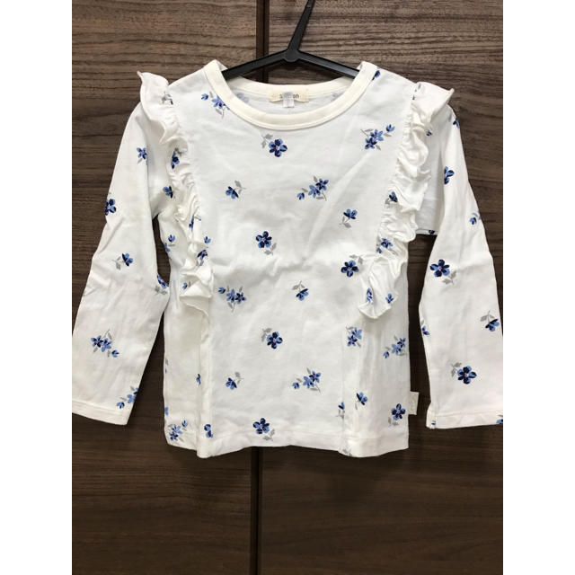 Seraph(セラフ)の花柄Tシャツ　長袖　100cm キッズ/ベビー/マタニティのキッズ服女の子用(90cm~)(Tシャツ/カットソー)の商品写真