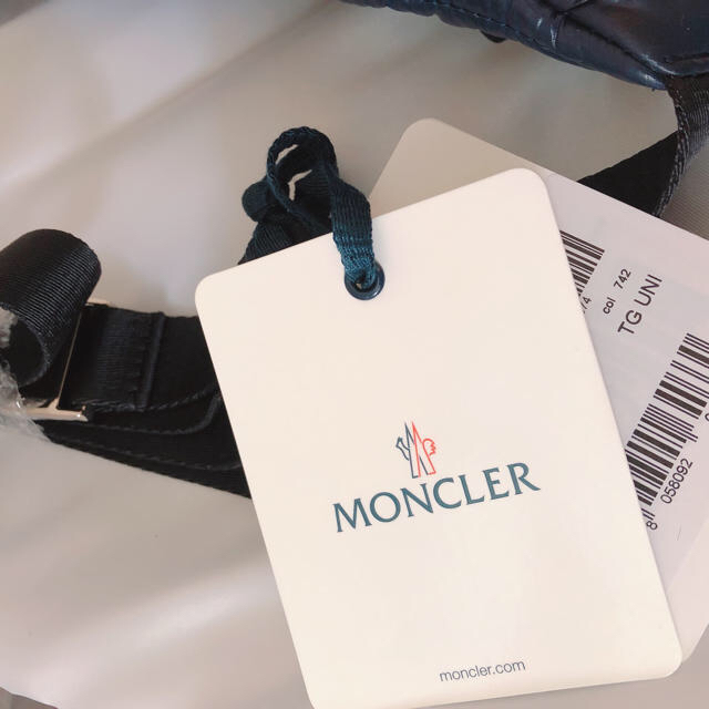 ウエストポーチ ボディバッグMONCLER★モンクレール 2