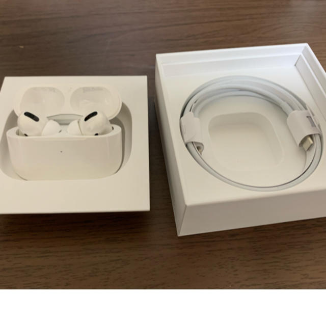 AirPods Pro 正規品