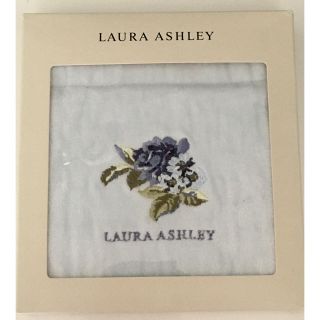 ローラアシュレイ(LAURA ASHLEY)の【新品】ローラアシュレイ ペーパーホルダーカバー LAURA ASHLEY(クッションカバー)