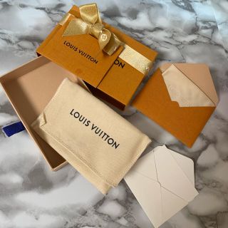 ルイヴィトン(LOUIS VUITTON)の空箱⭐︎LOUIS VUITTON正規品(ショップ袋)