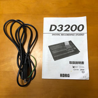 【ほぼ新品】KORG コルグ D3200 専用ケース付き 【MTR】