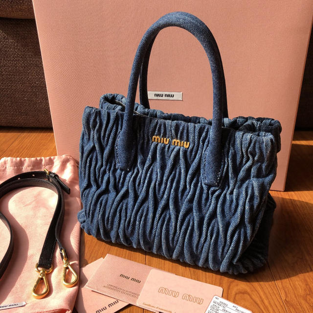 miumiu♡デニムマテラッセバッグ