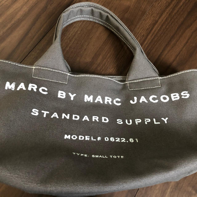 MARC BY MARC JACOBS(マークバイマークジェイコブス)のMARC BY MARC JACOBS スタンダードサプライ トートバッグ S レディースのバッグ(トートバッグ)の商品写真