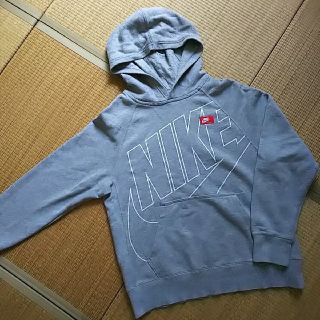 ナイキ(NIKE)の【pokemachu様専用】NIKE ナイキ パーカー 150センチ(ジャケット/上着)