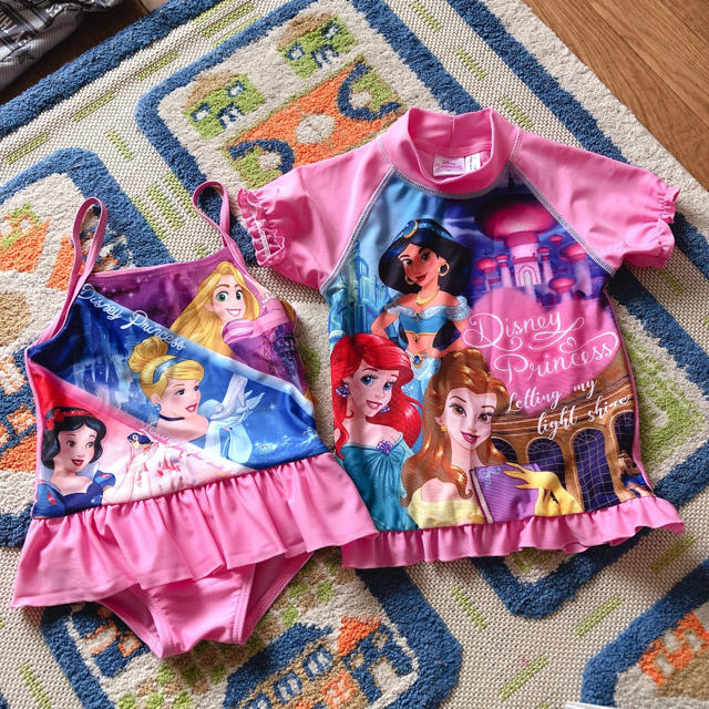 Disney(ディズニー)のDisney  水着セット キッズ/ベビー/マタニティのキッズ服女の子用(90cm~)(水着)の商品写真