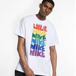 ナイキ(NIKE)のNIKE 19S/S BE TRUE レインボーゴツロゴTシャツ(Tシャツ/カットソー(半袖/袖なし))