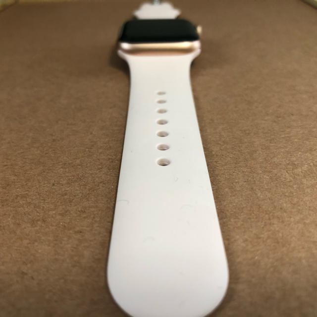 Apple Watch(アップルウォッチ)のapple watch series5 GPS［値段交渉受け付けます！］ スマホ/家電/カメラのスマホアクセサリー(その他)の商品写真