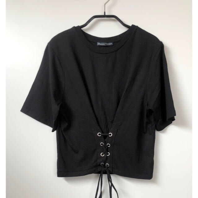 ZARA(ザラ)の最終値下げ ZARA レースアップT 半袖 黒 送料込 レディースのトップス(Tシャツ(半袖/袖なし))の商品写真