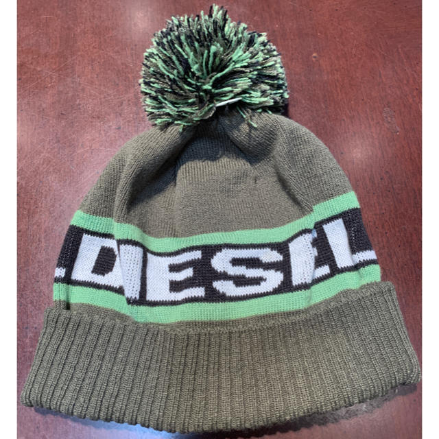 DIESEL(ディーゼル)のDiesel ディーゼル　ビーニー メンズの帽子(ニット帽/ビーニー)の商品写真