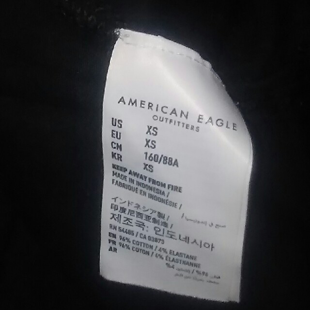 American Eagle(アメリカンイーグル)のAmerican eagle  黒色 Ｔシャツ メンズのトップス(Tシャツ/カットソー(半袖/袖なし))の商品写真