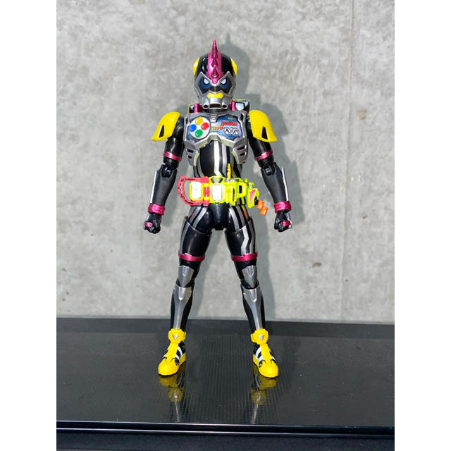 フィギュアS.H.Figuarts 仮面ライダーエグゼイドシリーズ 2体セット