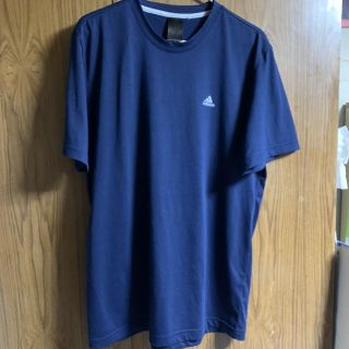 アディダス(adidas)の服　adidas ネイビー　Tシャツ　LL(Tシャツ/カットソー(半袖/袖なし))