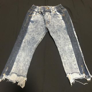 ブリーズ(BREEZE)のBREEZE  デニムパンツ110㎝👖(パンツ/スパッツ)