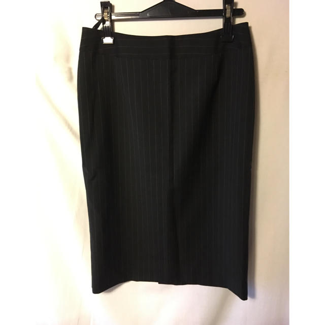 INED(イネド)のINEDストライプスカート〈13号〉 レディースのスカート(ひざ丈スカート)の商品写真