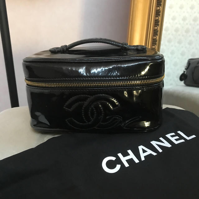 CHANEL シャネル バニティ エナメル  ブラック