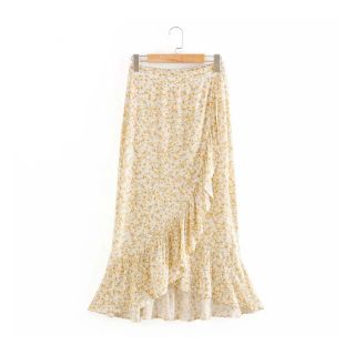 ザラ(ZARA)の1604＊S/S 花柄 フリル フレアスカート  (ひざ丈スカート)