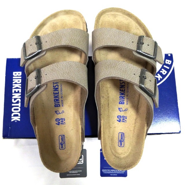 BIRKENSTOCK(ビルケンシュトック)のなつ様専用☆BIRKENSTOCK アリゾナ SOFT FOOD BED 普通幅 メンズの靴/シューズ(サンダル)の商品写真