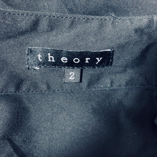 theory(セオリー)のなこ様　専用 レディースのトップス(シャツ/ブラウス(半袖/袖なし))の商品写真