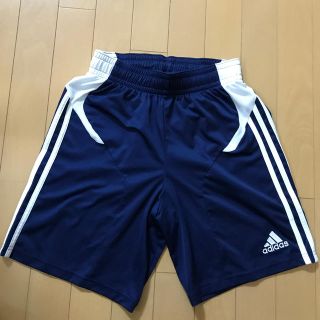 アディダス(adidas)のadidas ハーフパンツ　メンズ　M ネイビー(ショートパンツ)