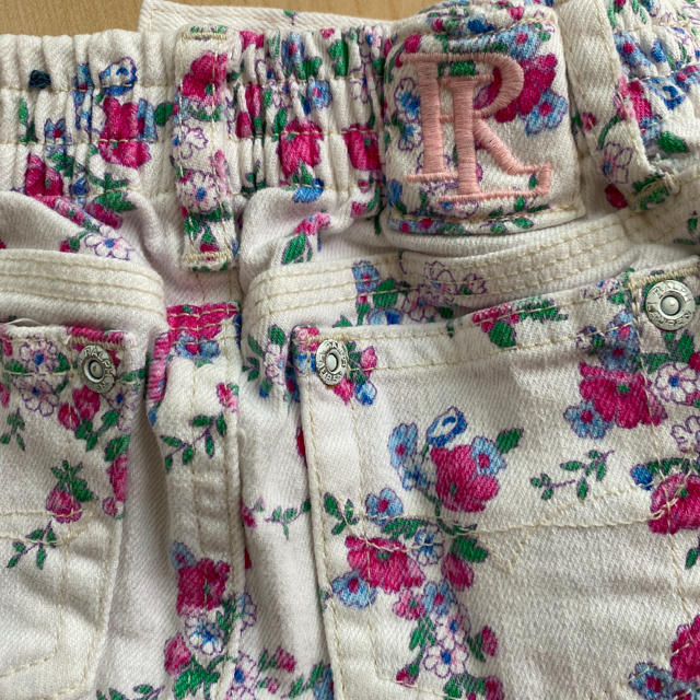 Ralph Lauren(ラルフローレン)のラルフ　花柄　ショートパンツ　80 キッズ/ベビー/マタニティのベビー服(~85cm)(パンツ)の商品写真
