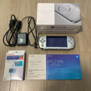 プレイステーションポータブル(PlayStation Portable)のPSP 3000 (携帯用ゲーム機本体)