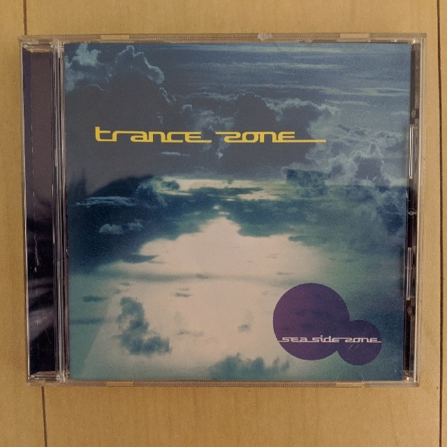 trance zone～sea side zone エンタメ/ホビーのCD(クラブ/ダンス)の商品写真