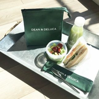 ディーンアンドデルーカ(DEAN & DELUCA)のMarisol (マリソル) 2020年 05月号　付録のみ(ファッション)