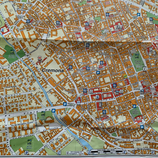イタリア　クレモナ　大型　マップ　地図　バイオリン　チェロの町 エンタメ/ホビーの本(地図/旅行ガイド)の商品写真