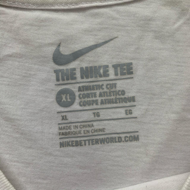 NIKE(ナイキ)のNIKE Tシャツ　 レディースのトップス(Tシャツ(半袖/袖なし))の商品写真