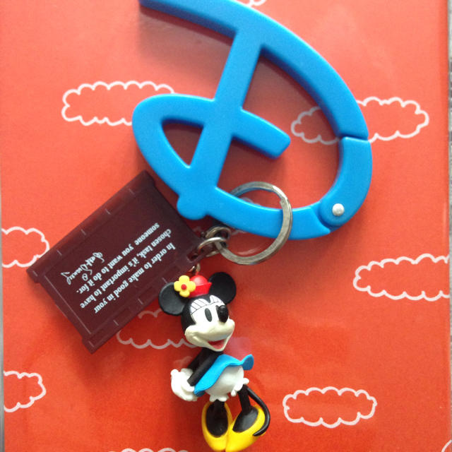 Disney(ディズニー)のキーホルダー エンタメ/ホビーのおもちゃ/ぬいぐるみ(キャラクターグッズ)の商品写真