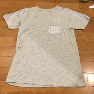 スピンズ(SPINNS)のSPINNS グレー ポケットTシャツ 美品 Mサイズ(Tシャツ(半袖/袖なし))