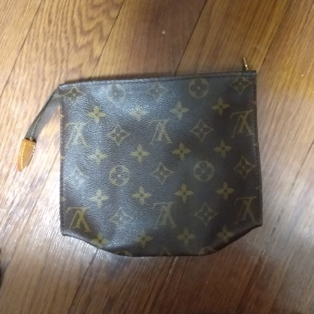 LOUIS VUITTON(ルイヴィトン)のルイヴィトンポーチ レディースのファッション小物(ポーチ)の商品写真